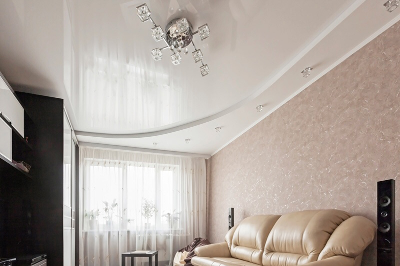 Матовый потолок с подсветкой по периметру